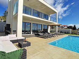 Villa Relaxing View by MHM