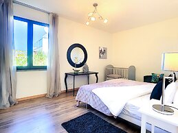 Villa Relaxing View by MHM