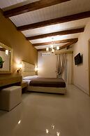 Ideal Boutique Hotel