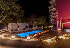 Ideal Boutique Hotel