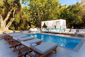 Ideal Boutique Hotel