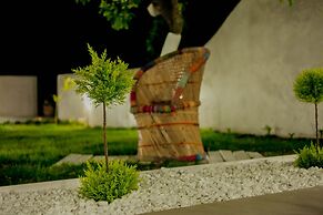 Ideal Boutique Hotel