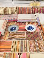 Caravanserai Inn Hotel