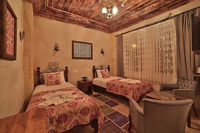 Caravanserai Inn Hotel
