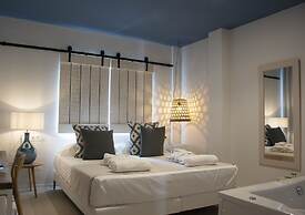 You & Co. Saler Beach Boutique Hotel