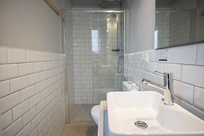 You & Co. Saler Beach Boutique Hotel