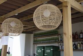 You & Co. Saler Beach Boutique Hotel