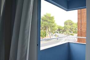 You & Co. Saler Beach Boutique Hotel