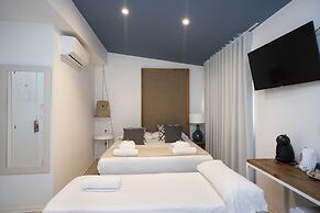 You & Co. Saler Beach Boutique Hotel