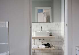 You & Co. Saler Beach Boutique Hotel