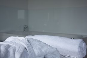 You & Co. Saler Beach Boutique Hotel