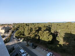 You & Co. Saler Beach Boutique Hotel