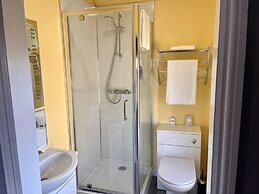 HK Rooms - Self Catering Serviced Rooms