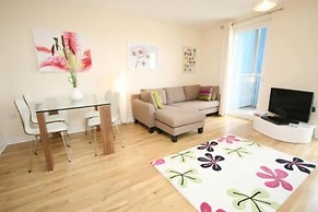 Signet Apartments - The Triangle