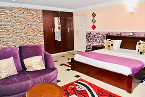 Limoh Suites