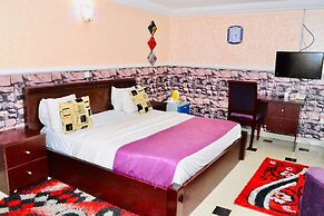Limoh Suites