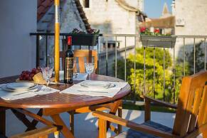 Apartments Zlatin Dvor