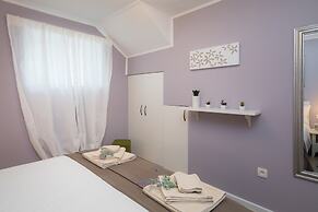 Apartments Zlatin Dvor