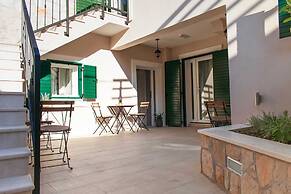 Apartments Zlatin Dvor