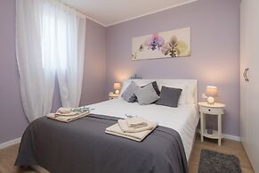 Apartments Zlatin Dvor