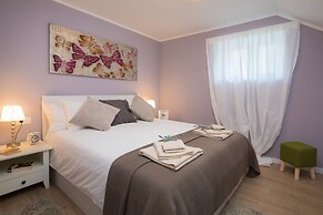 Apartments Zlatin Dvor