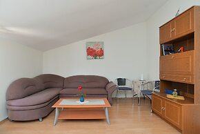Apartment 250