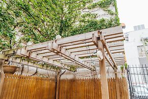 Safe Spacious Mansion Indowntown