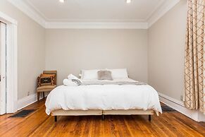 Safe Spacious Mansion Indowntown