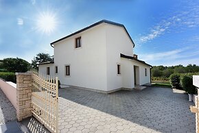Villa 376