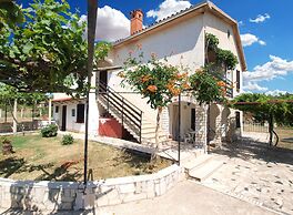 Apartment 939