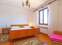 Apartment 939