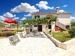 Apartment 939