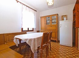 Apartment 939