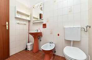 Apartment 1001