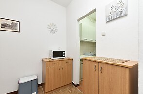 Apartment 1001