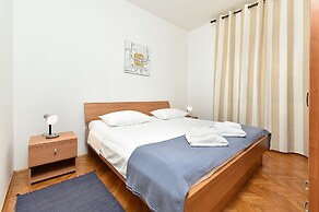 Apartment 1001