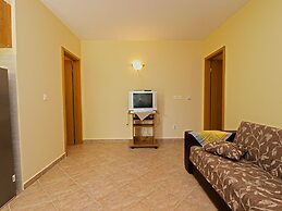 Apartment 1094