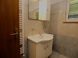 Apartment 1094