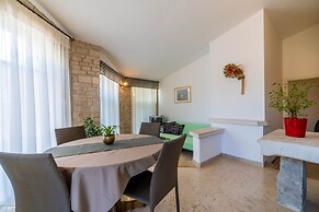 Apartment 1510