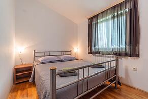 Apartment 1510