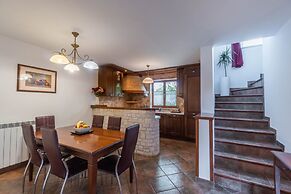 Apartment 1510