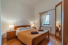 Apartment 1510