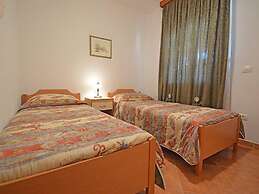 Apartment 1770