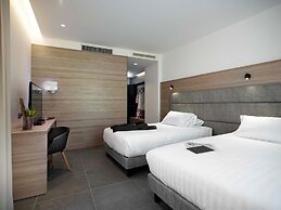 Boutique hotel touring