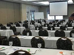 Riverwalk Place Resort & Spa