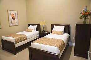 Riverwalk Place Resort & Spa