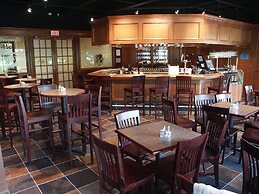 Riverwalk Place Resort & Spa