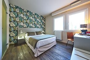 Hôtel Le Corbusson Laval Ouest