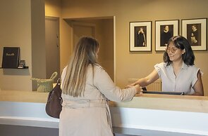 Hôtel Le Corbusson Laval Ouest