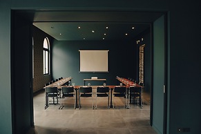 Hôtel Le Corbusson Laval Ouest